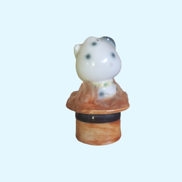 Vintage pup in hat figurine - Picture 2 of 2